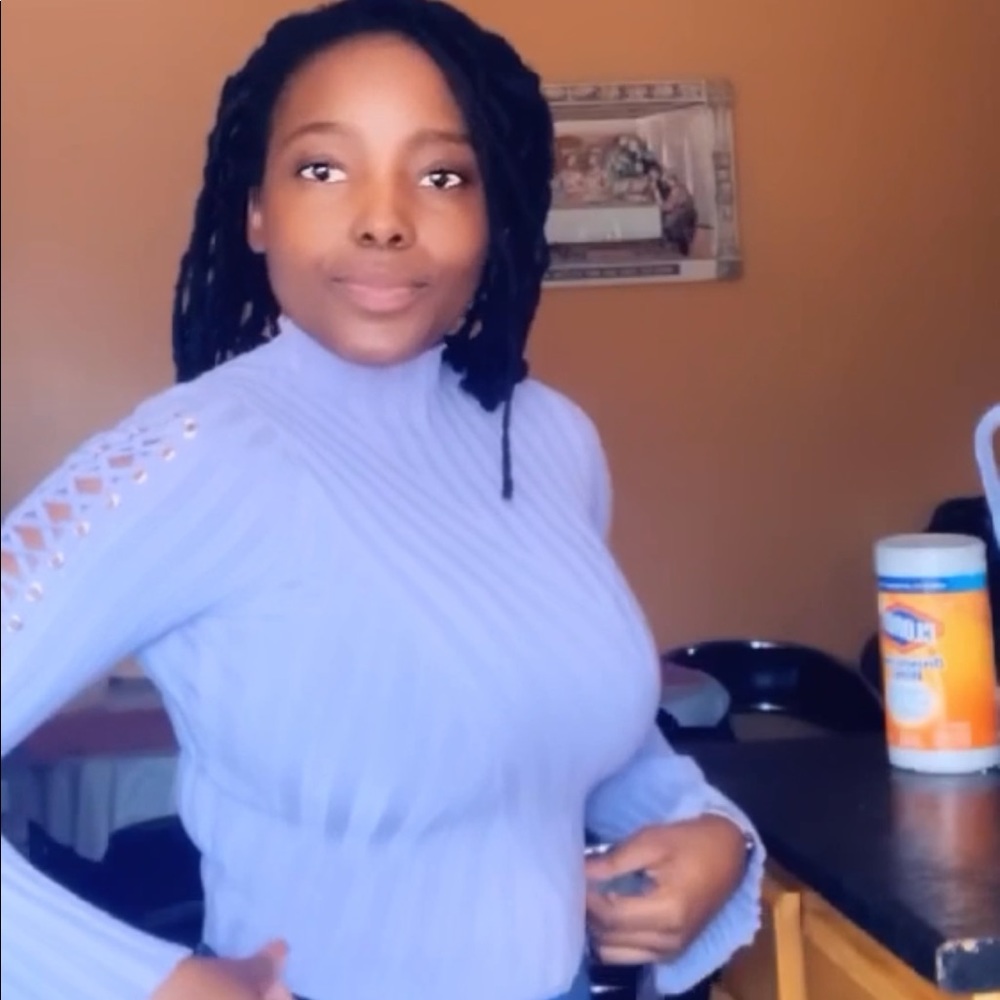 Meet your Posher, Francesca